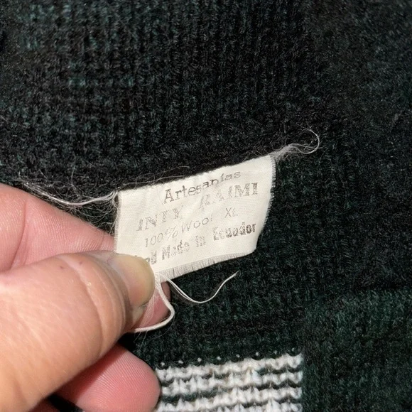 Peruvian Connection INTY RAIMI -XLMen’s 100 wool button down cardigan Cardigan